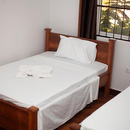 Mangi Mangi Accomodation 南威 外观 照片