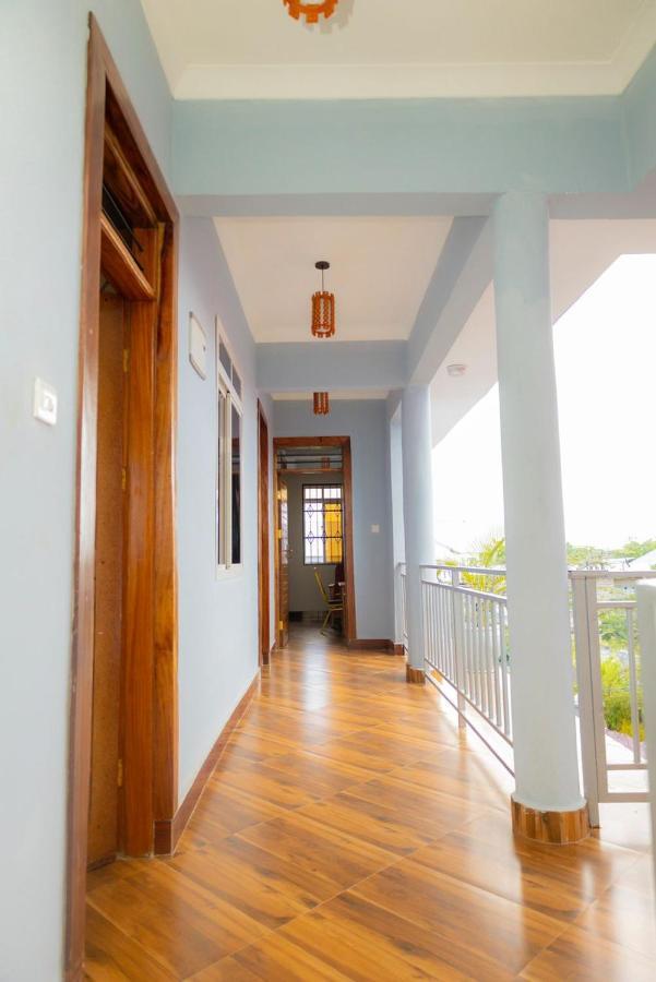 Mangi Mangi Accomodation 南威 外观 照片