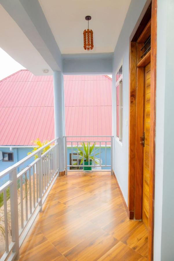 Mangi Mangi Accomodation 南威 外观 照片
