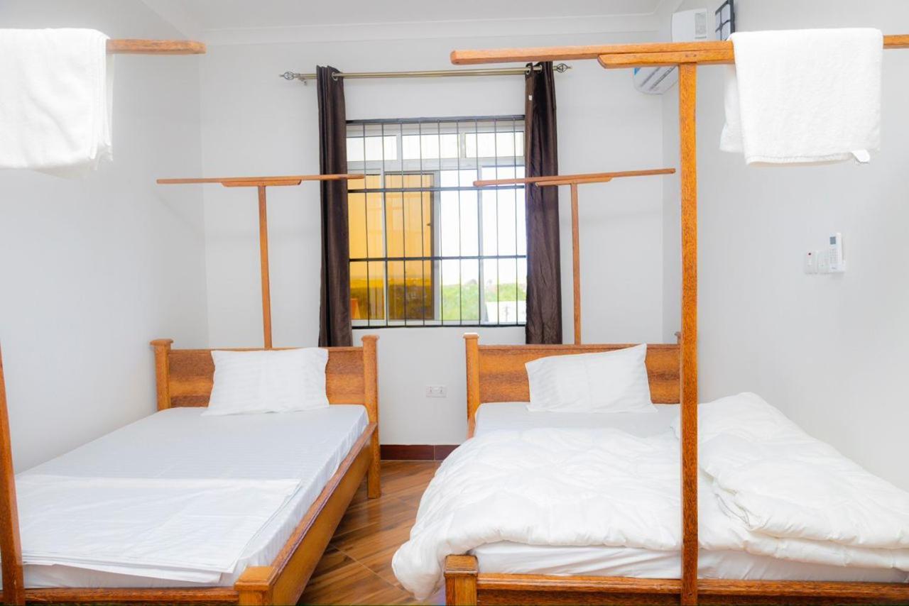 Mangi Mangi Accomodation 南威 外观 照片